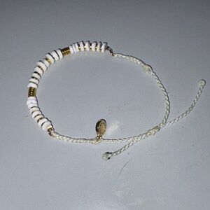 Pura Vida White and Gold Beaded Bracelet